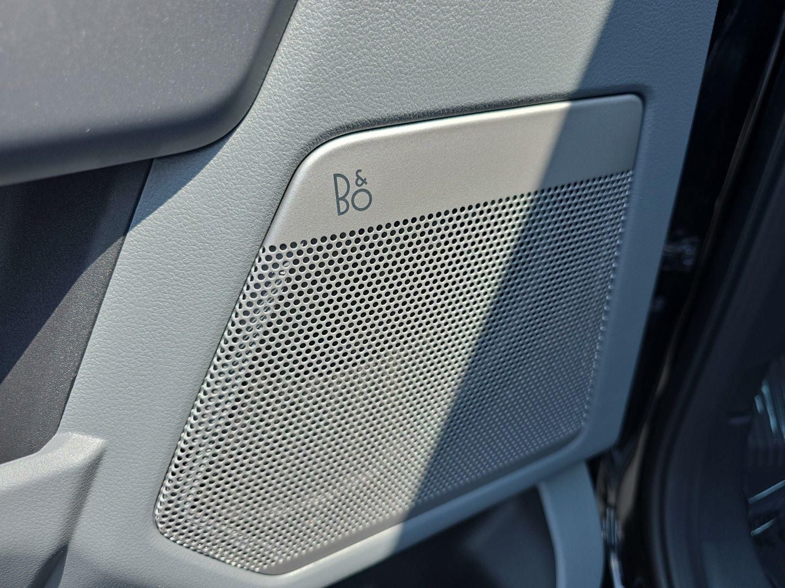 2025 Ford F-150 Lightning Flash™