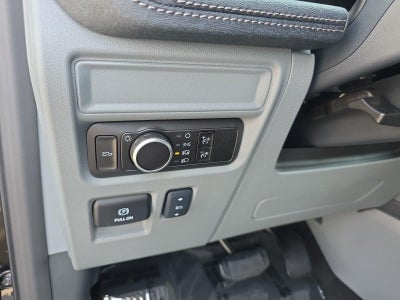 2025 Ford F-150 Lightning Flash™