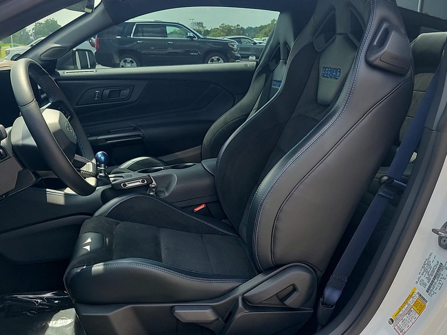 2025 Ford Mustang Dark Horse