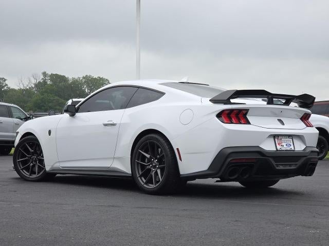 2025 Ford Mustang Dark Horse