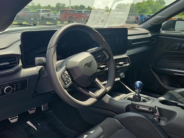 2025 Ford Mustang Dark Horse