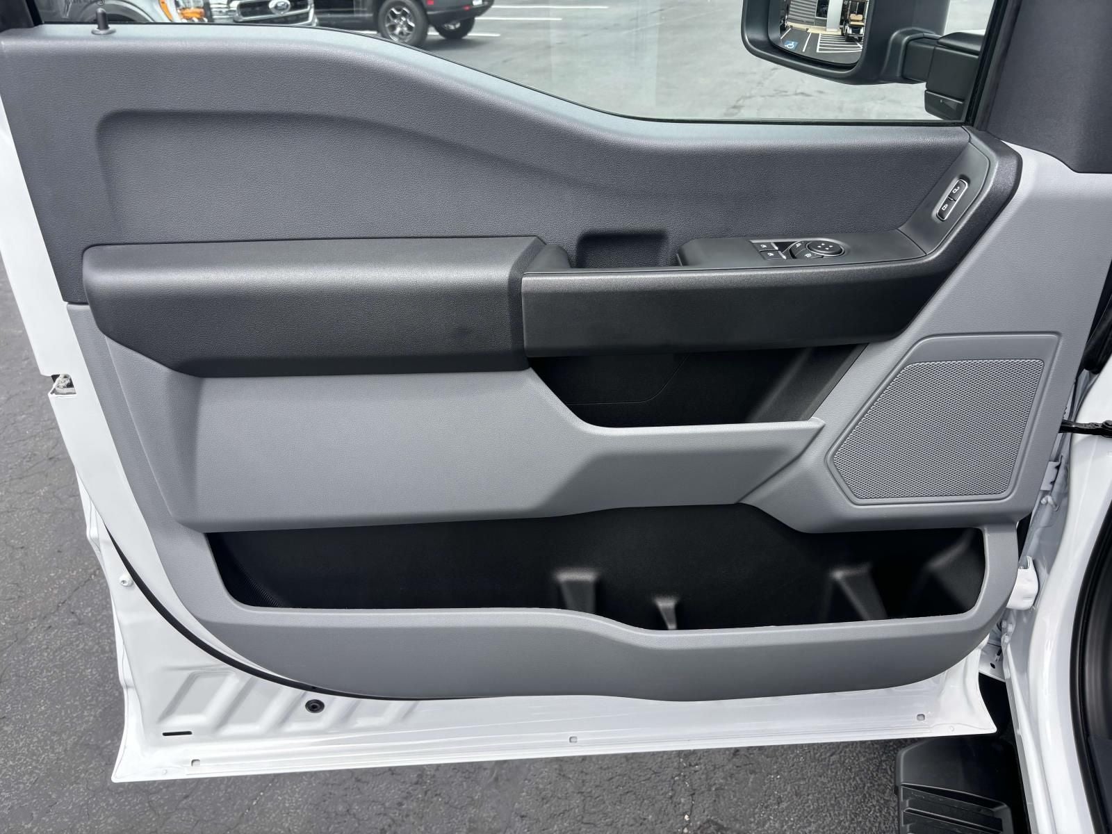 2025 Ford F-550SD XL DRW