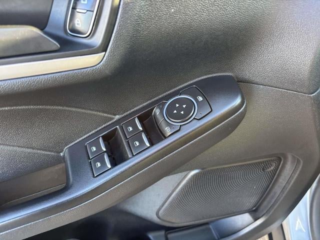 2022 Ford Escape SE Hybrid