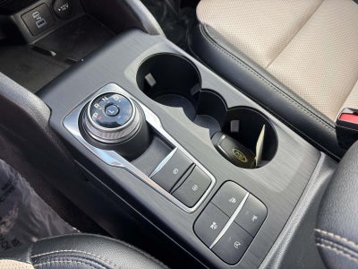 2022 Ford Escape Titanium AWD