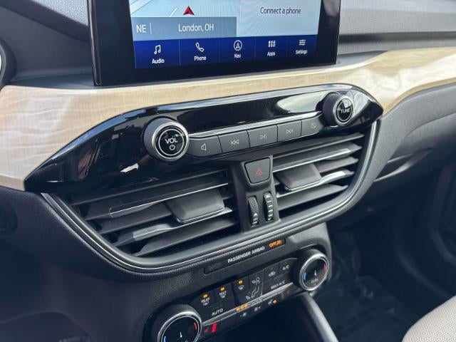 2022 Ford Escape Titanium AWD