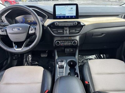 2022 Ford Escape Titanium AWD
