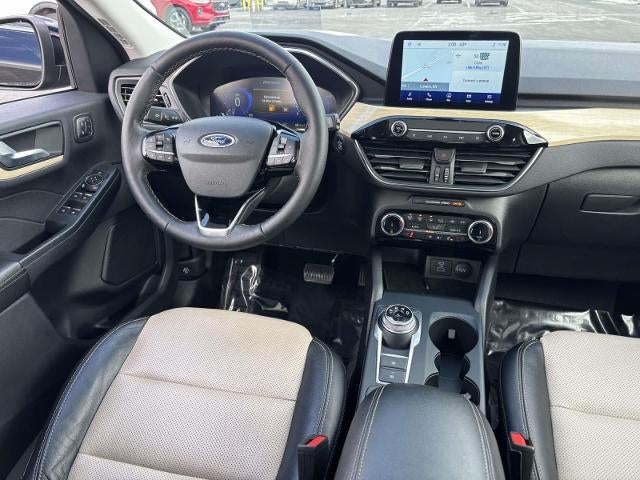 2022 Ford Escape Titanium AWD