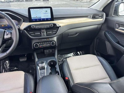 2022 Ford Escape Titanium AWD