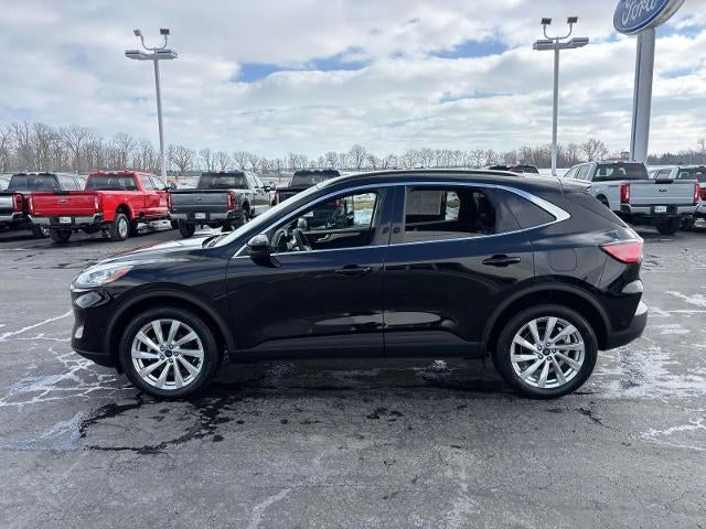 2022 Ford Escape Titanium AWD