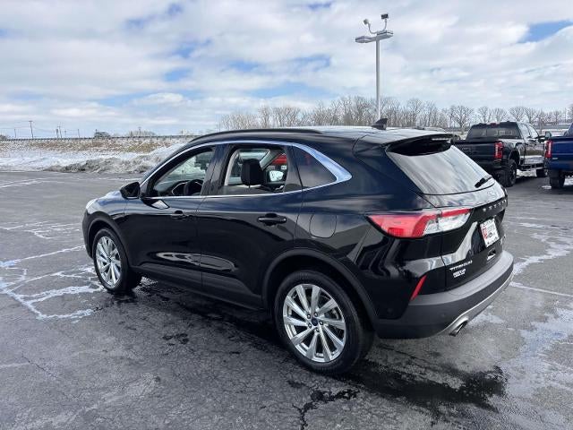 2022 Ford Escape Titanium AWD