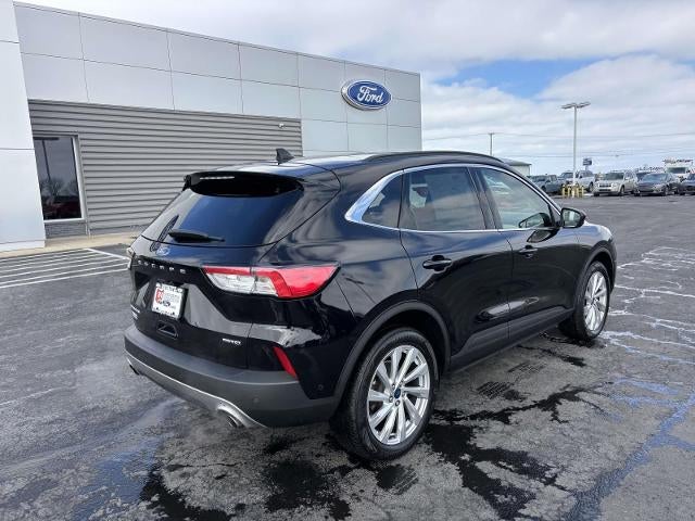 2022 Ford Escape Titanium AWD