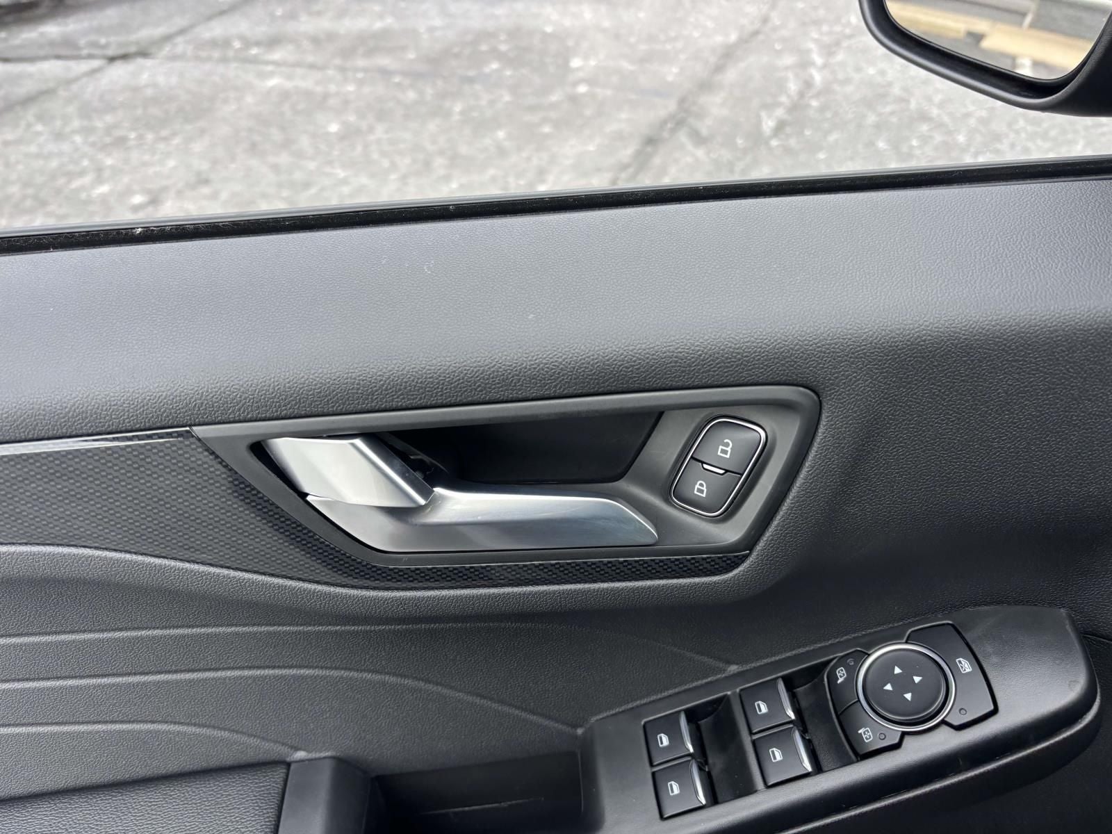 2026 Ford Escape ST-Line Select AWD