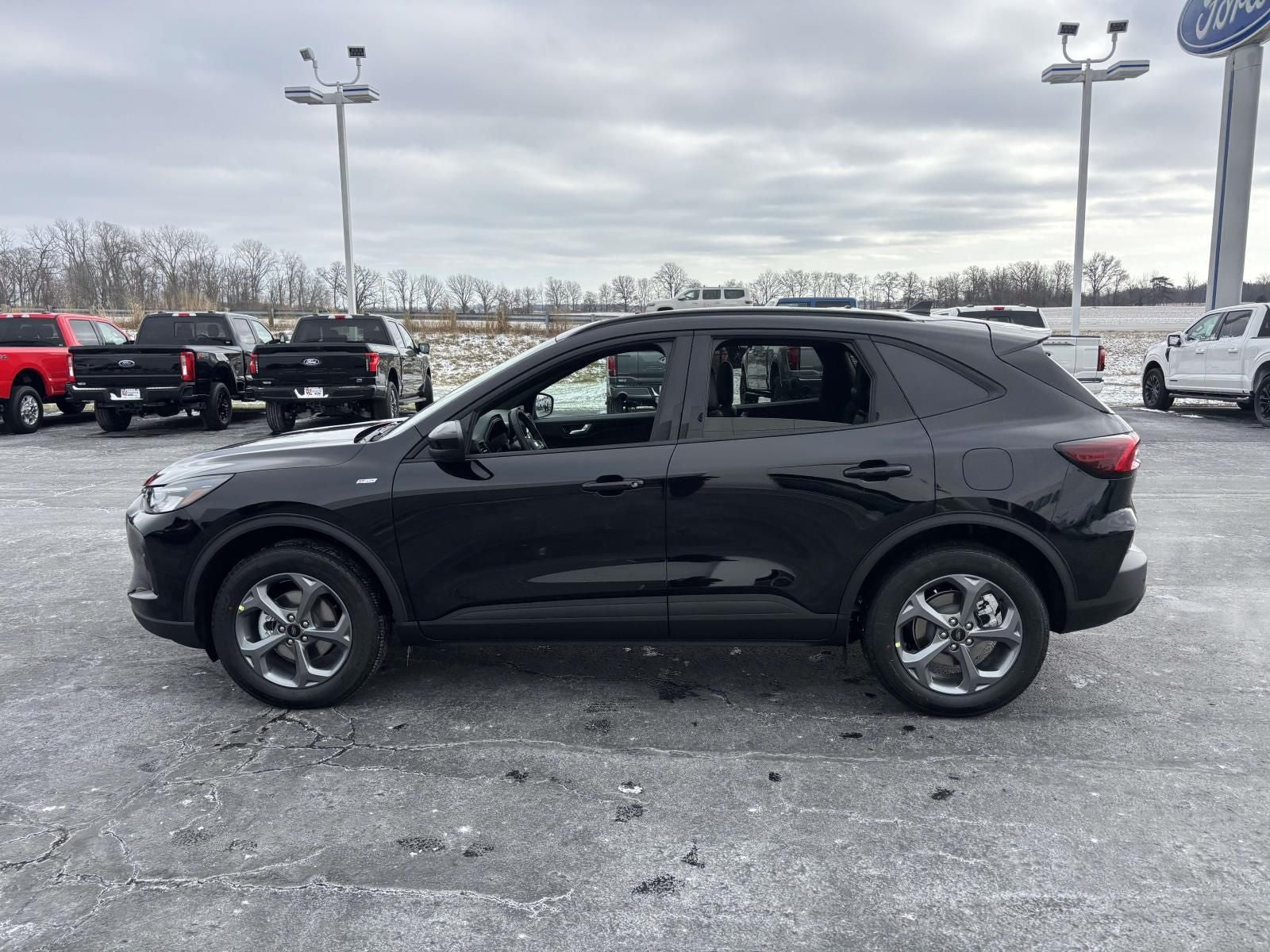 2026 Ford Escape ST-Line Select AWD