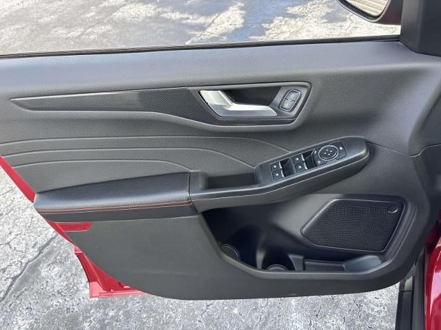 2024 Ford Escape Hybrid ST-Line Select