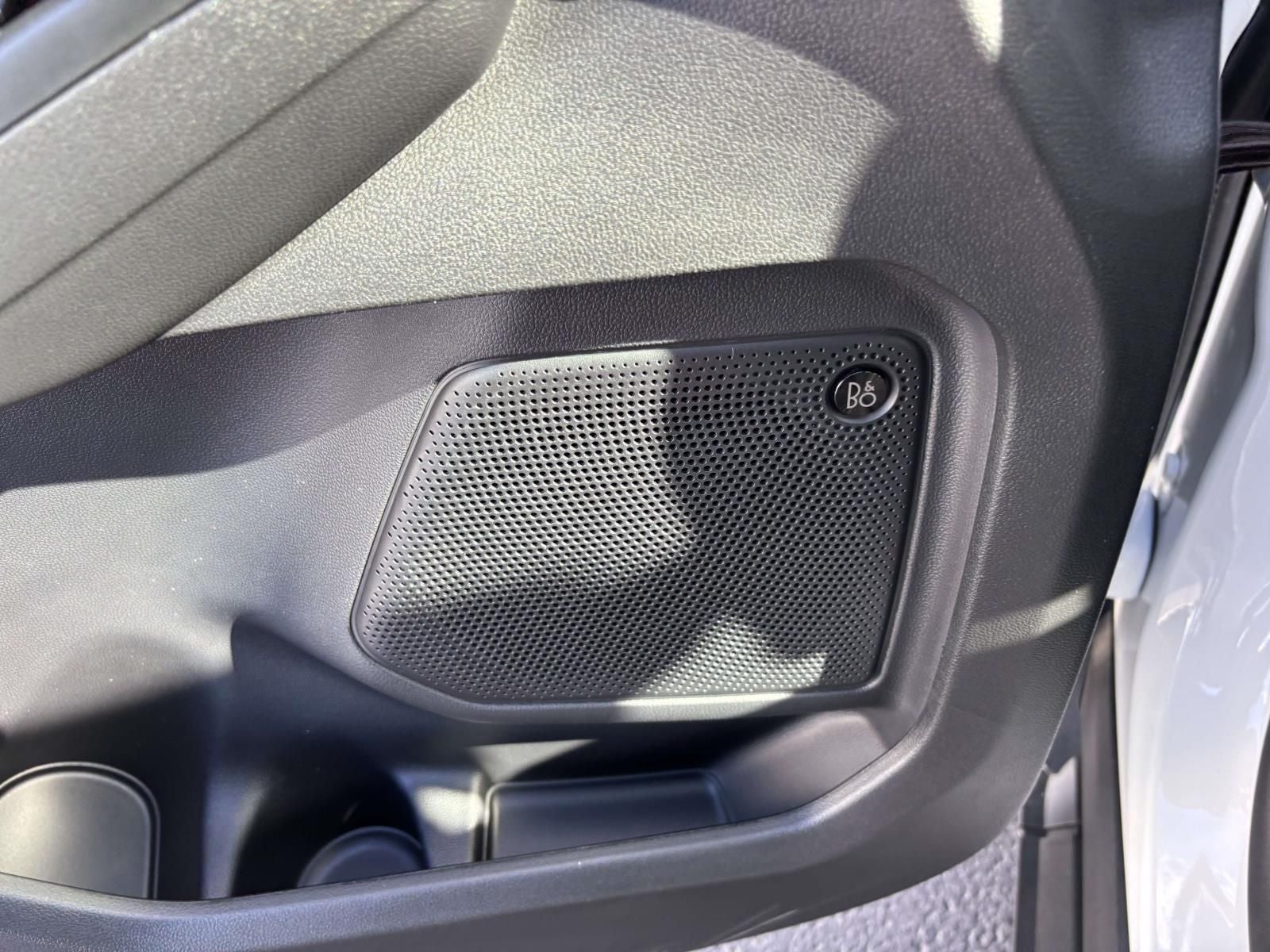 2026 Ford Escape Hybrid ST-Line Elite