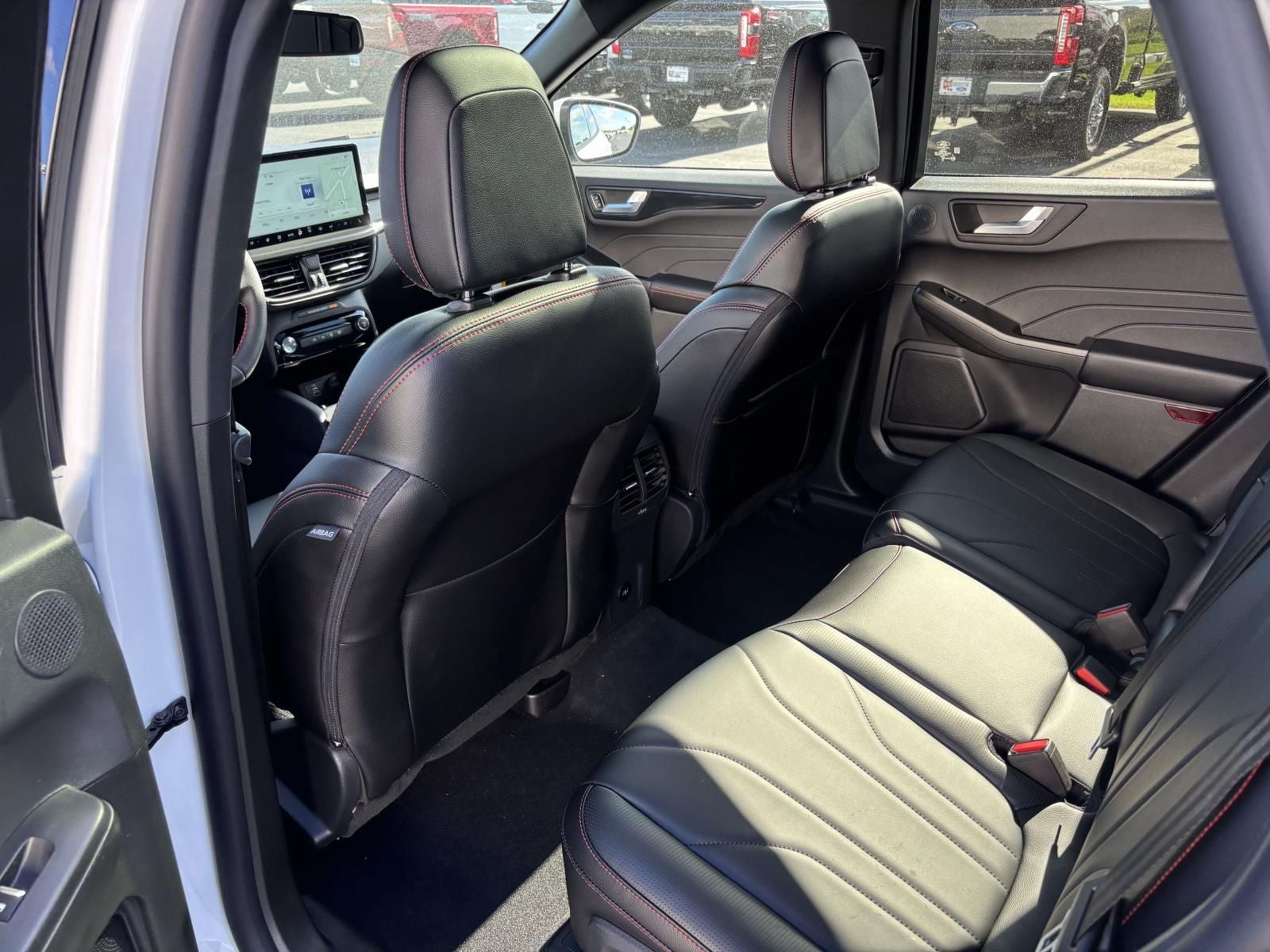 2026 Ford Escape Hybrid ST-Line Elite