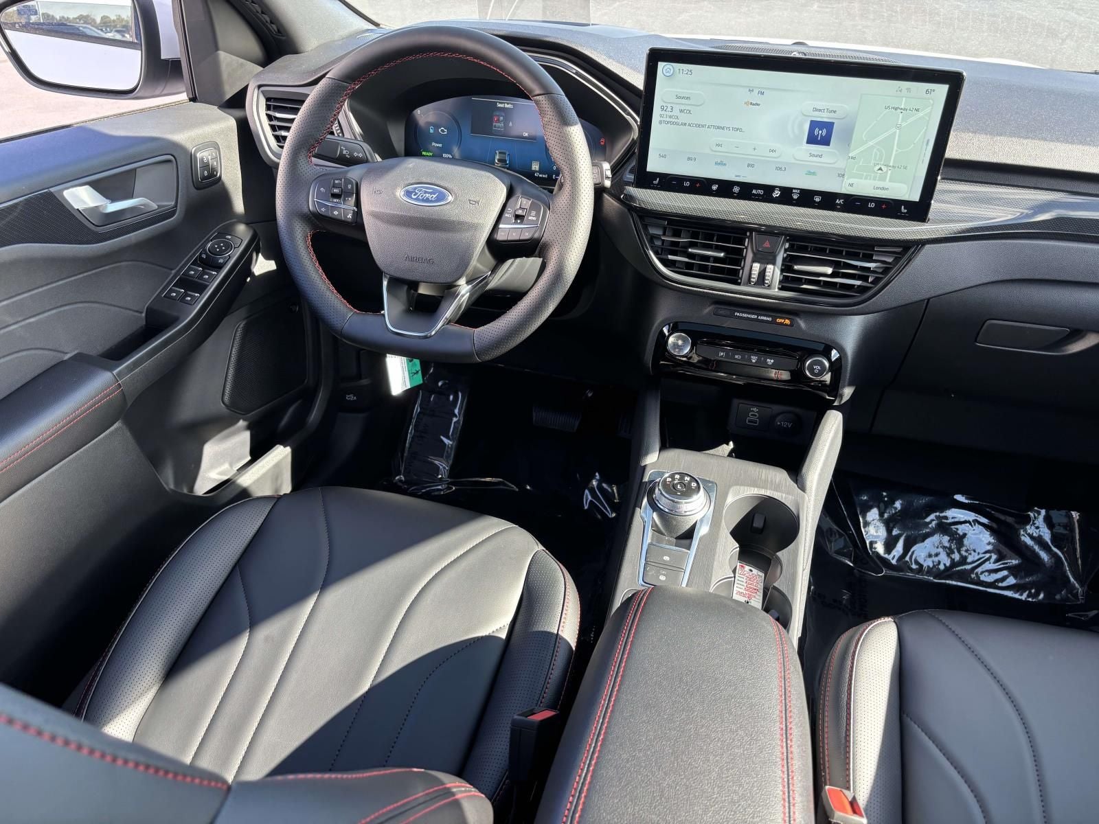 2026 Ford Escape Hybrid ST-Line Elite