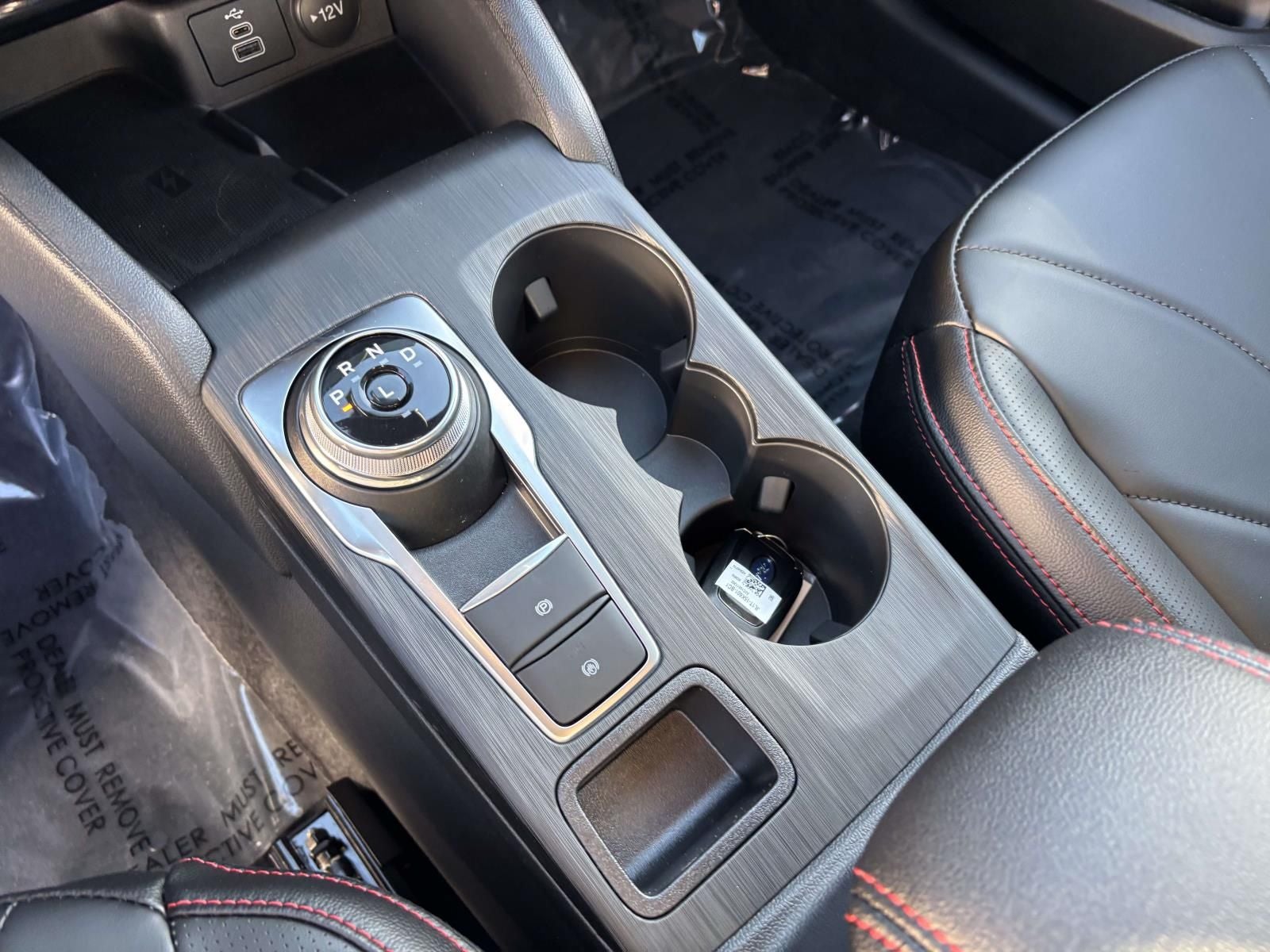 2026 Ford Escape Hybrid ST-Line Elite