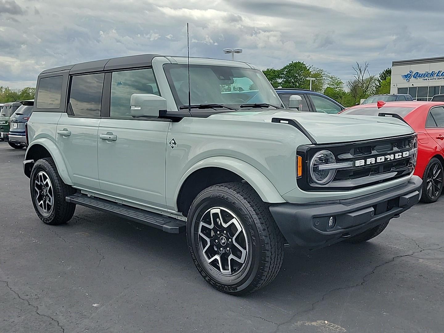 2023 Ford Bronco Outer Banks