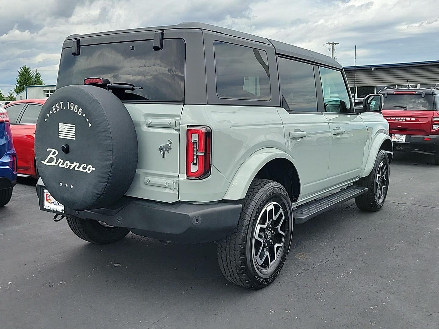 2023 Ford Bronco Outer Banks