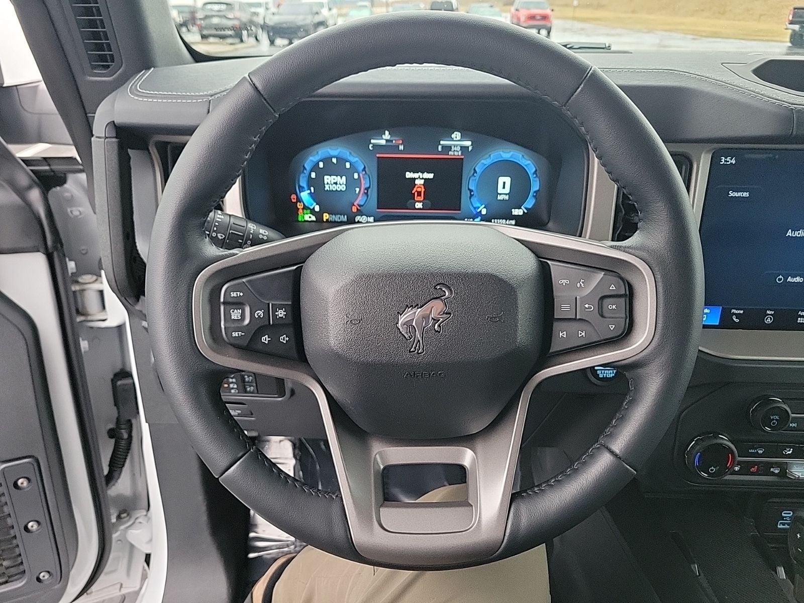 2025 Ford Bronco Outer Banks 4WD