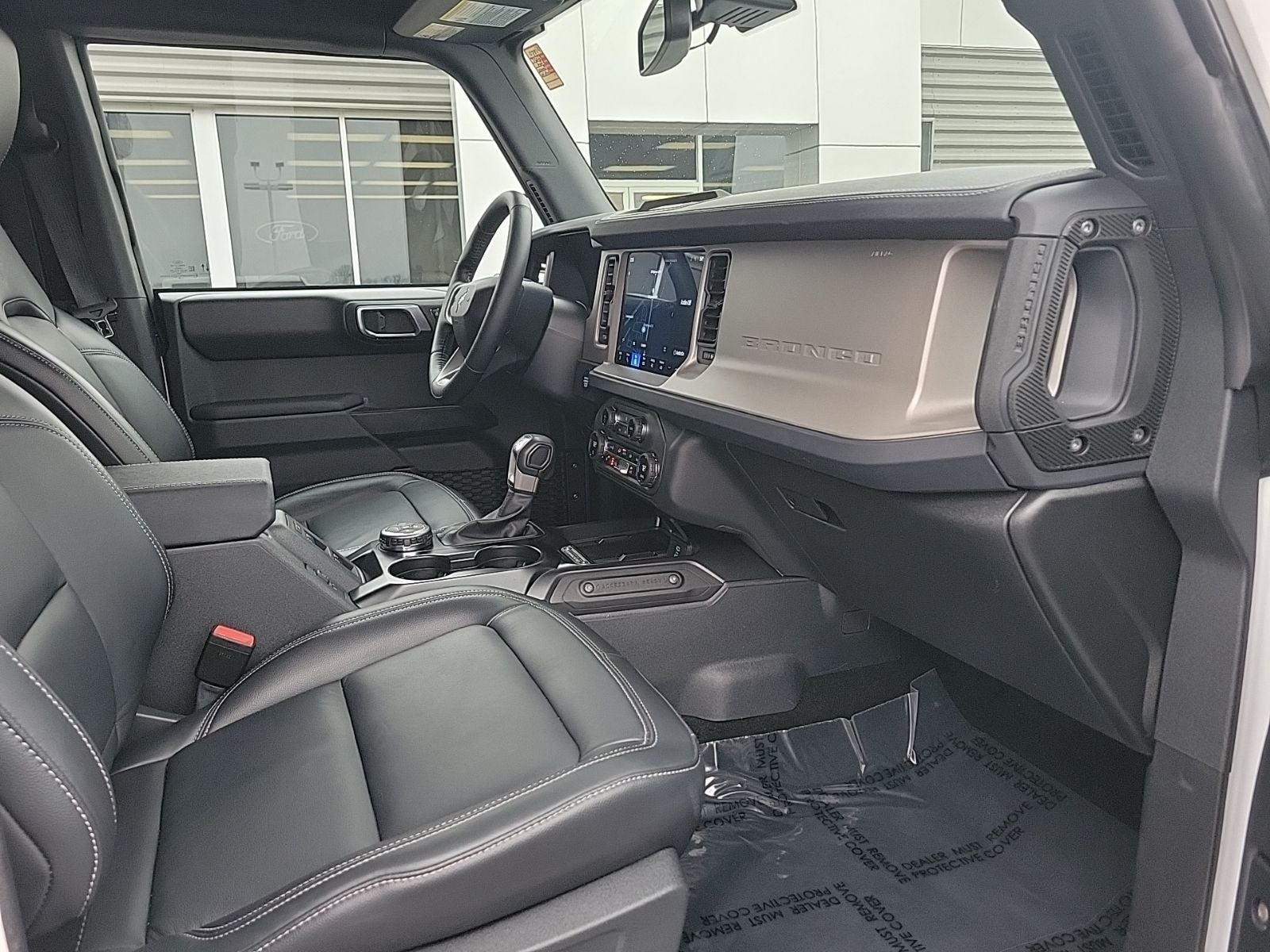 2025 Ford Bronco Outer Banks 4WD