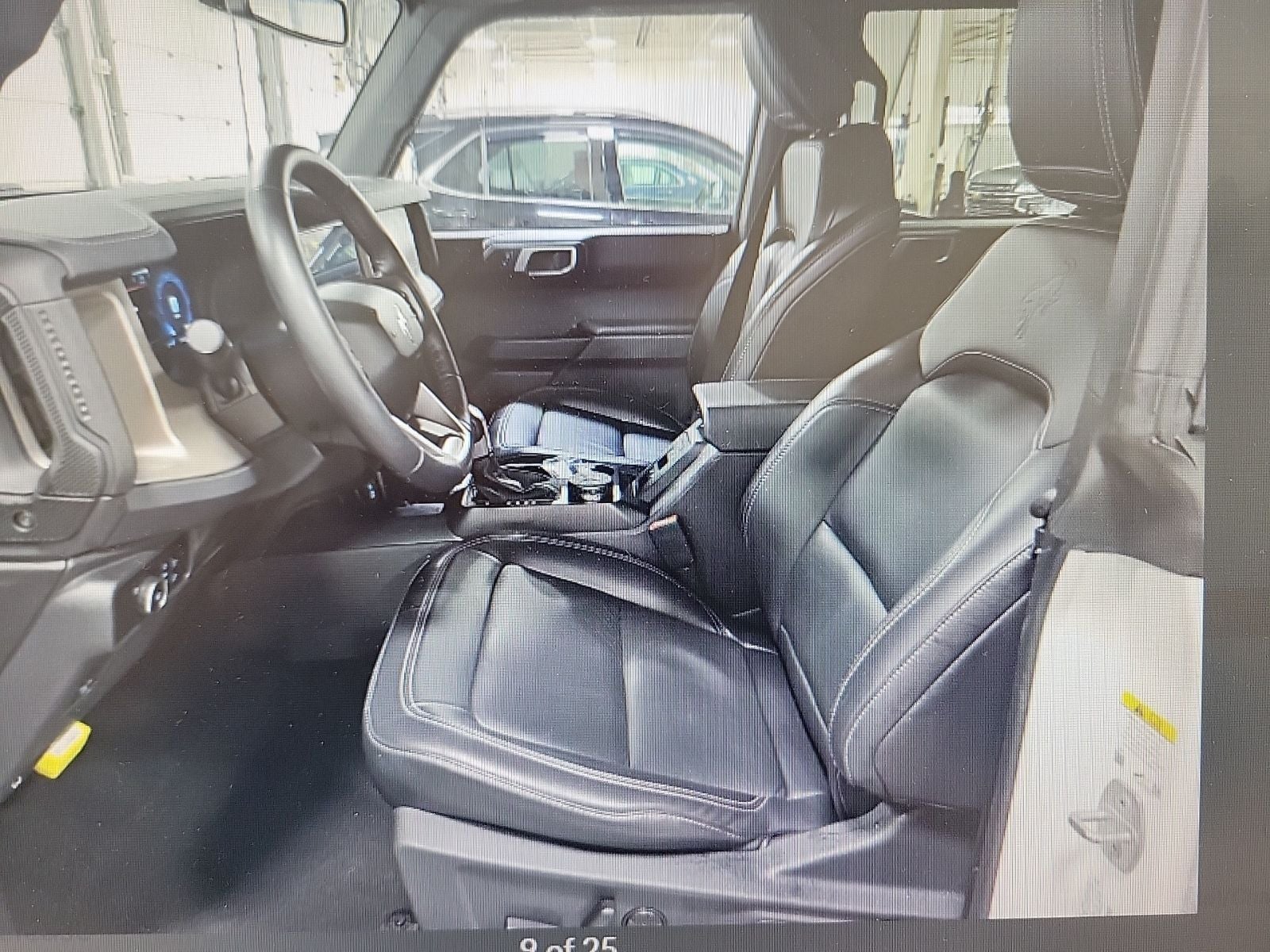 2025 Ford Bronco Outer Banks 4WD