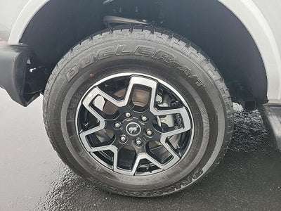 2025 Ford Bronco Outer Banks 4WD