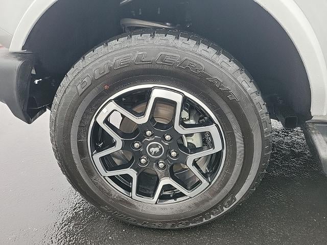 2025 Ford Bronco Outer Banks 4WD