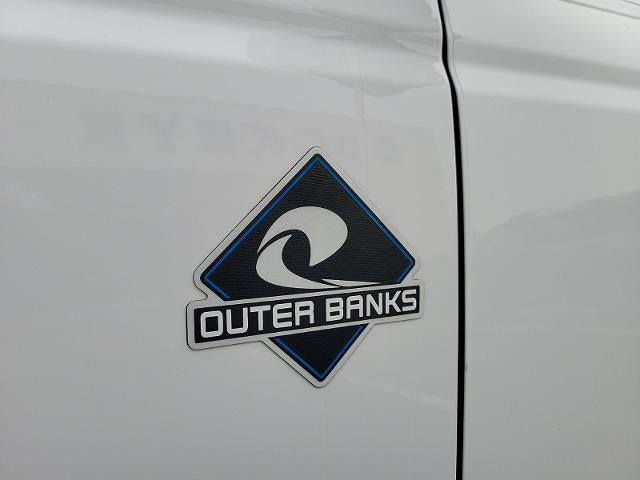 2025 Ford Bronco Outer Banks 4WD