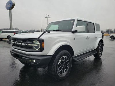 2025 Ford Bronco Outer Banks 4WD