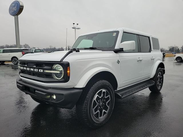 2025 Ford Bronco Outer Banks 4WD