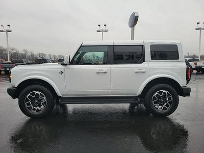 2025 Ford Bronco Outer Banks 4WD