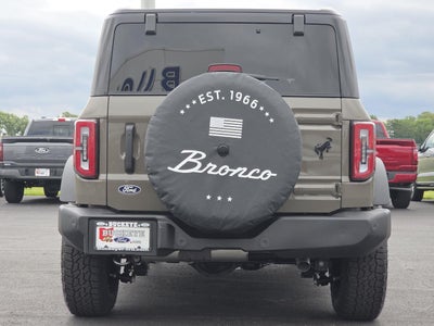 2026 Ford Bronco Outer Banks