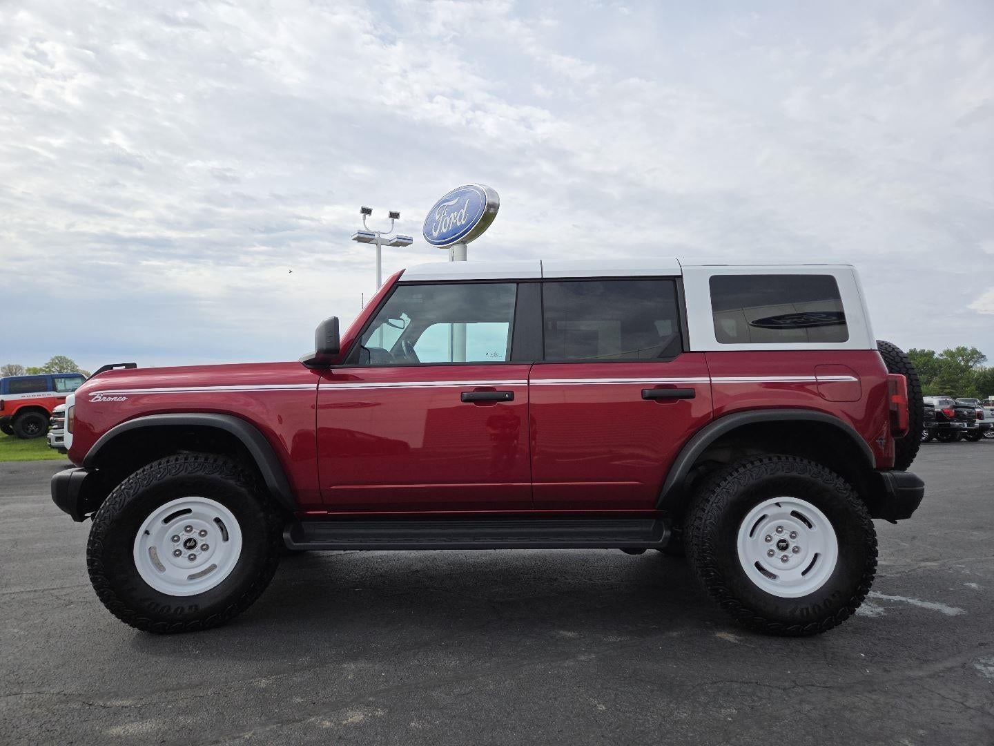 2025 Ford Bronco Heritage Edition
