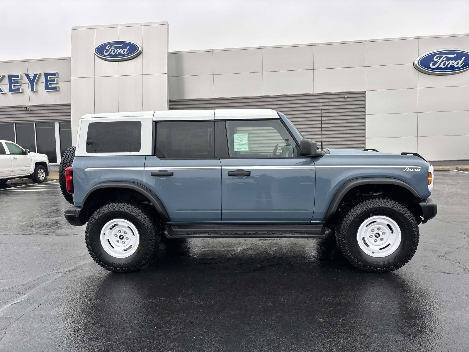 2025 Ford Bronco Heritage Edition 4WD