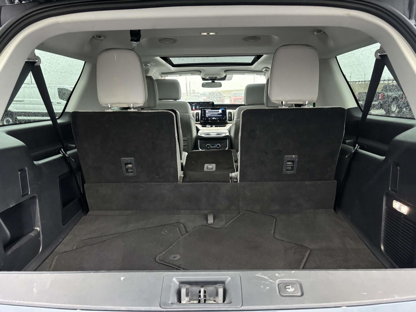 2025 Ford Expedition Max Active 4WD