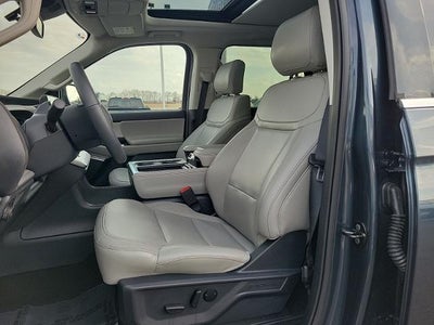 2025 Ford Expedition Max Active 4WD