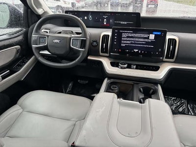 2025 Ford Expedition Max Active 4WD