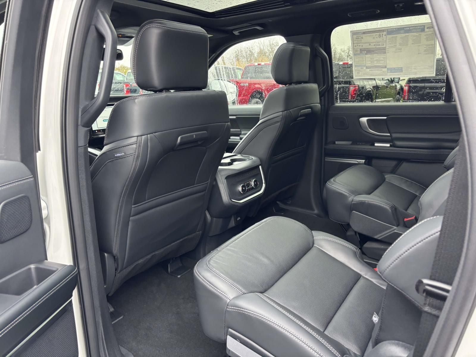 2025 Ford Expedition Max Platinum