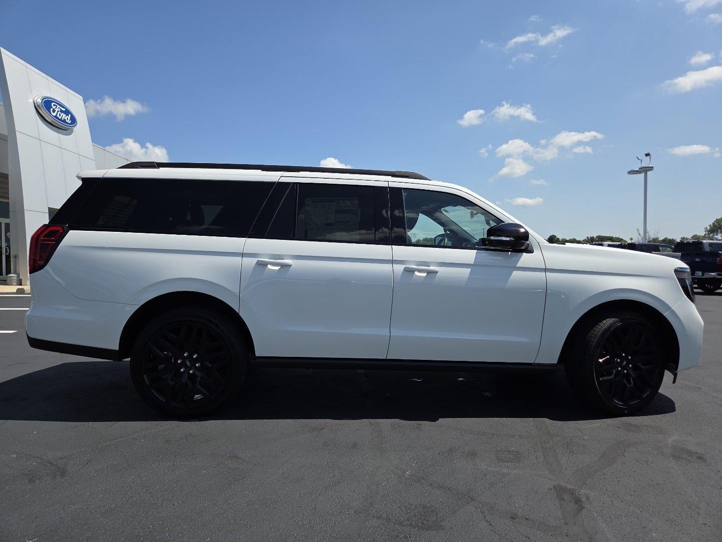 2027 Ford Expedition Max Platinum