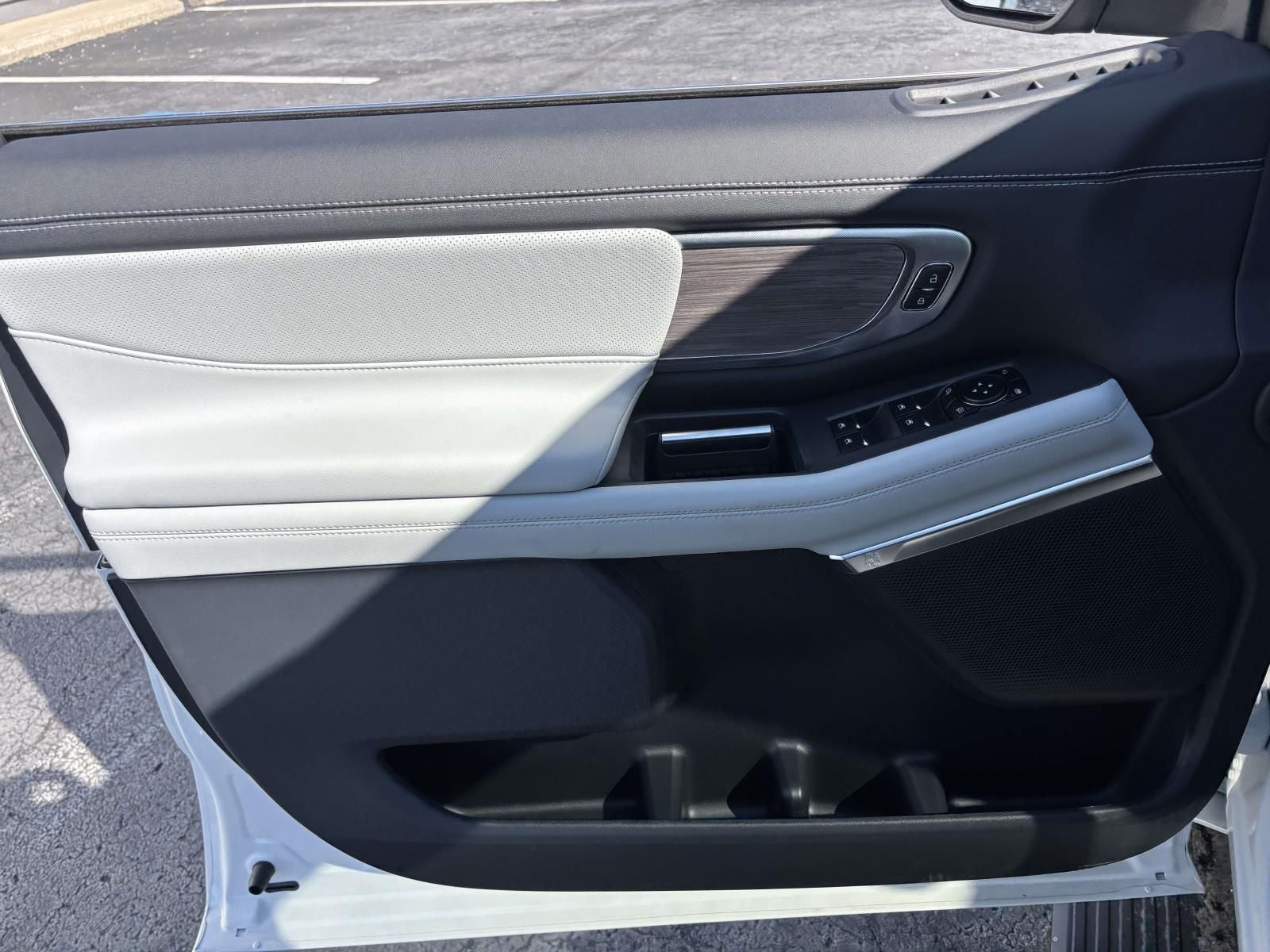 2026 Ford Expedition Max Platinum Ultimate 4WD