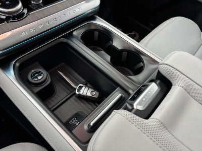 2026 Ford Expedition Max Platinum 4WD