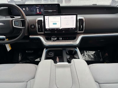 2026 Ford Expedition Max Platinum 4WD