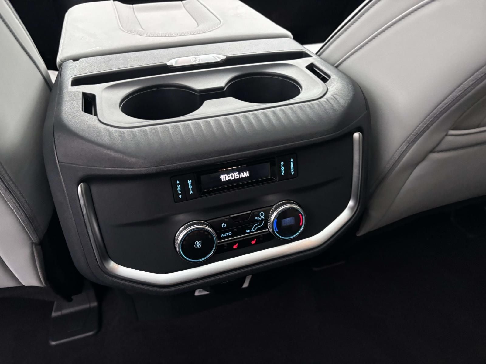 2026 Ford Expedition Max Platinum 4WD