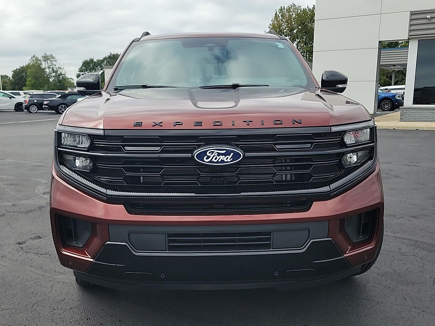 2027 Ford Expedition Max Platinum