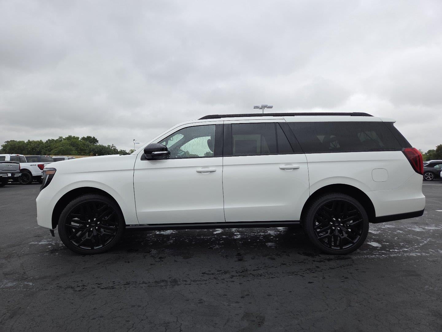 2027 Ford Expedition Max Platinum