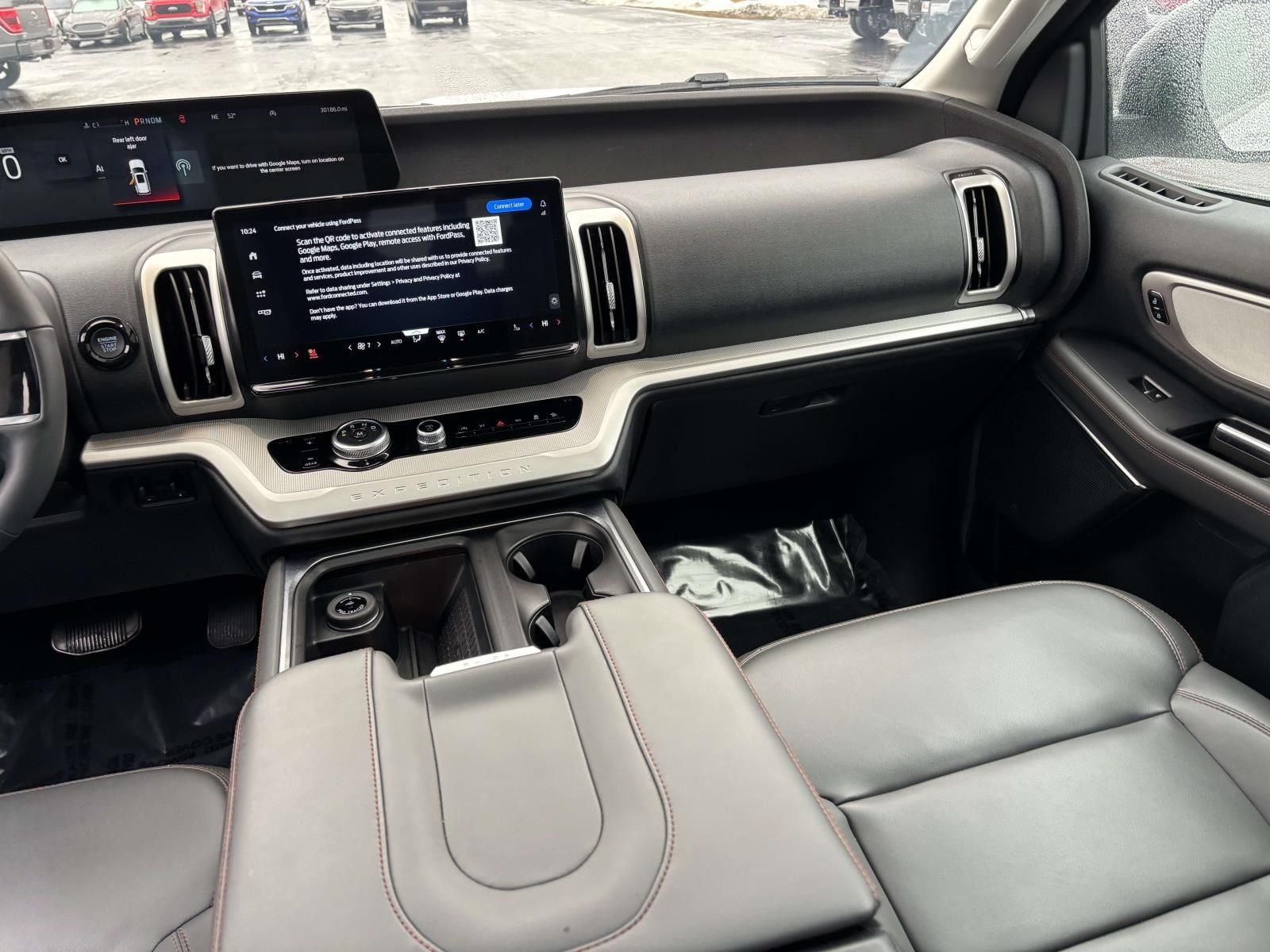 2025 Ford Expedition Active 4WD