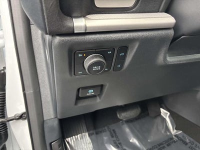 2025 Ford Expedition Active 4WD