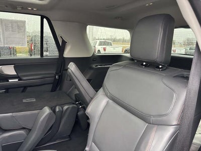 2025 Ford Expedition Active 4WD